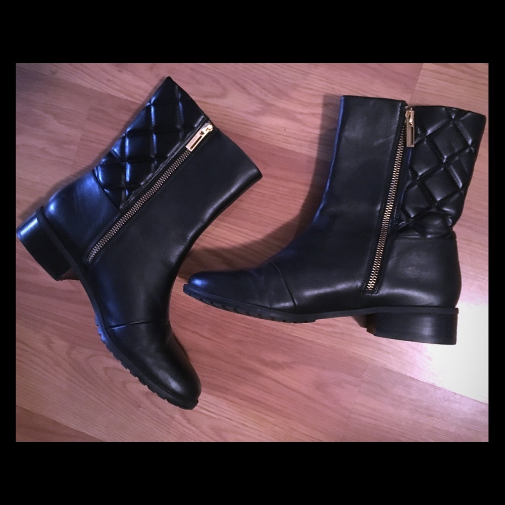 CK super cute ankle booties!